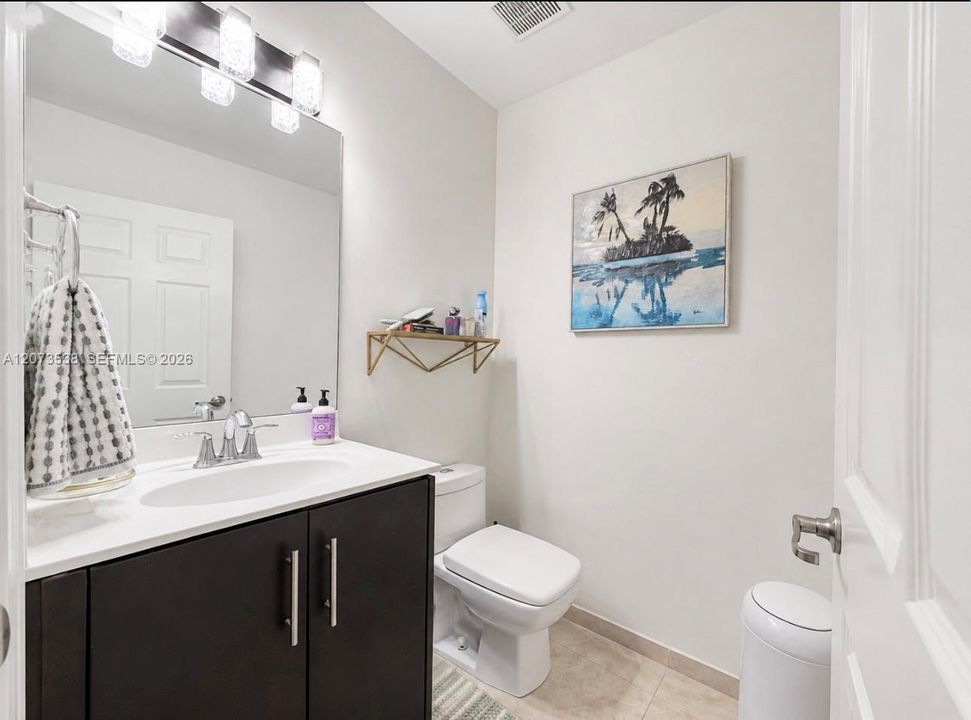 !/2 Bath for visitors