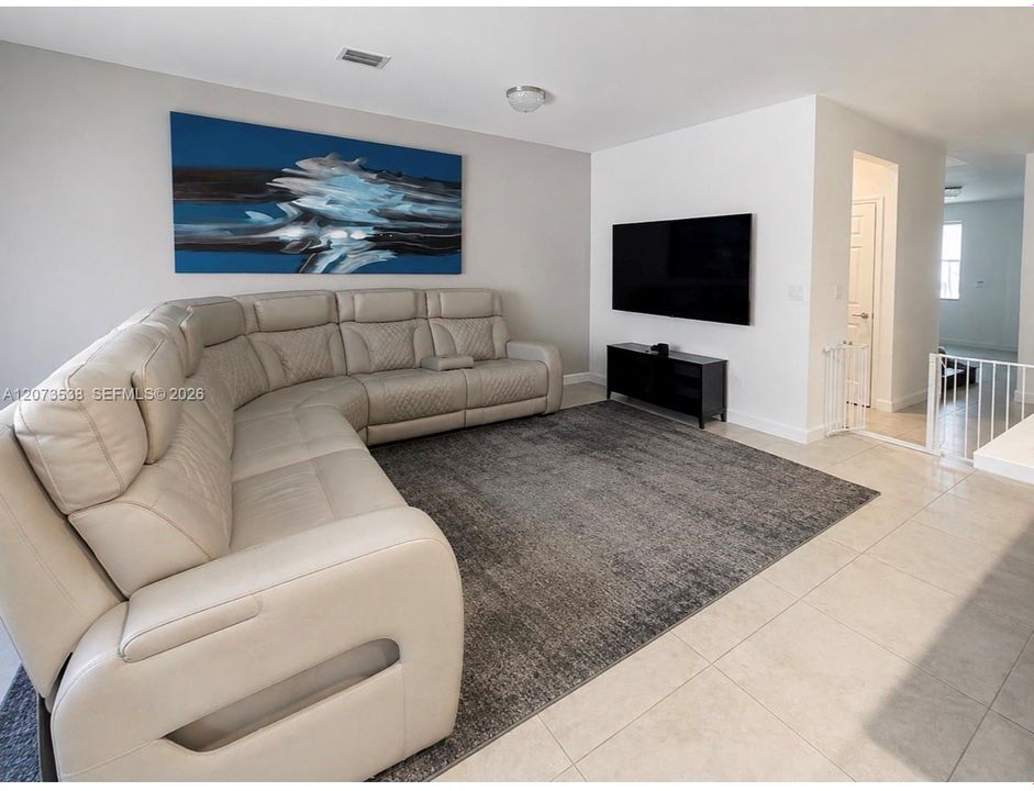 For Sale: $825,000 (4 beds, 3 baths, 2328 Square Feet)