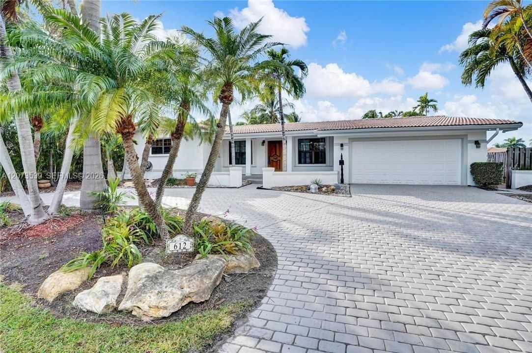 For Rent: $14,500 (3 beds, 2 baths, 2148 Square Feet)