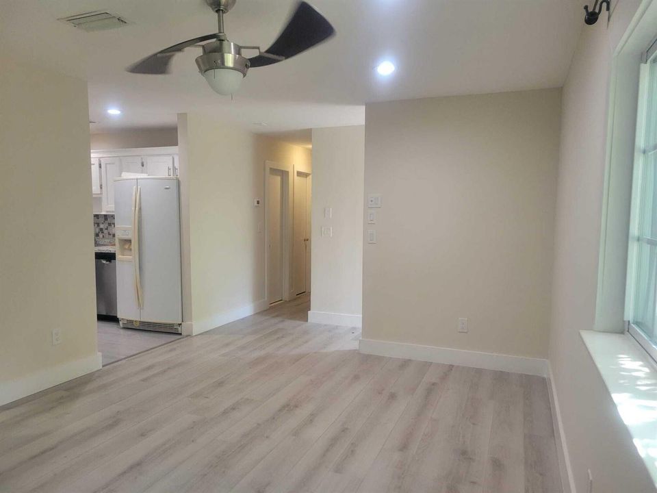 Living Room 4