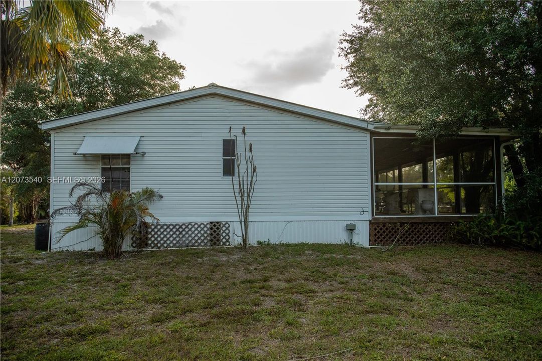 3880 Packinghouse Rd, Alva FL 33920