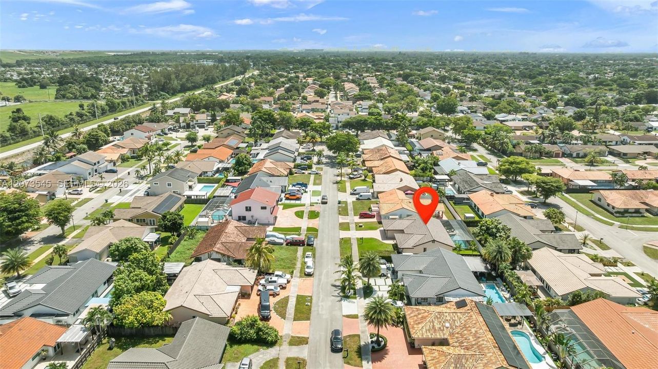 For Sale: $779,000 (3 beds, 2 baths, 1925 Square Feet)