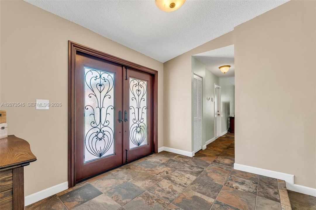 For Sale: $779,000 (3 beds, 2 baths, 1925 Square Feet)