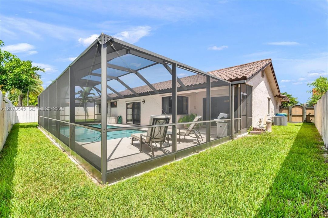 For Sale: $779,000 (3 beds, 2 baths, 1925 Square Feet)