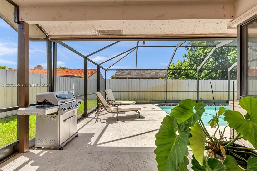 For Sale: $779,000 (3 beds, 2 baths, 1925 Square Feet)