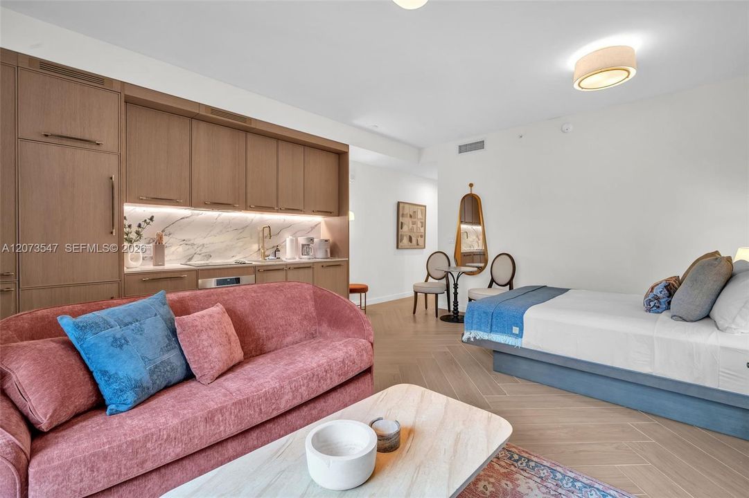 В аренду: $3,500 (0 спален, 1 ванн, 0 Квадратных фут)