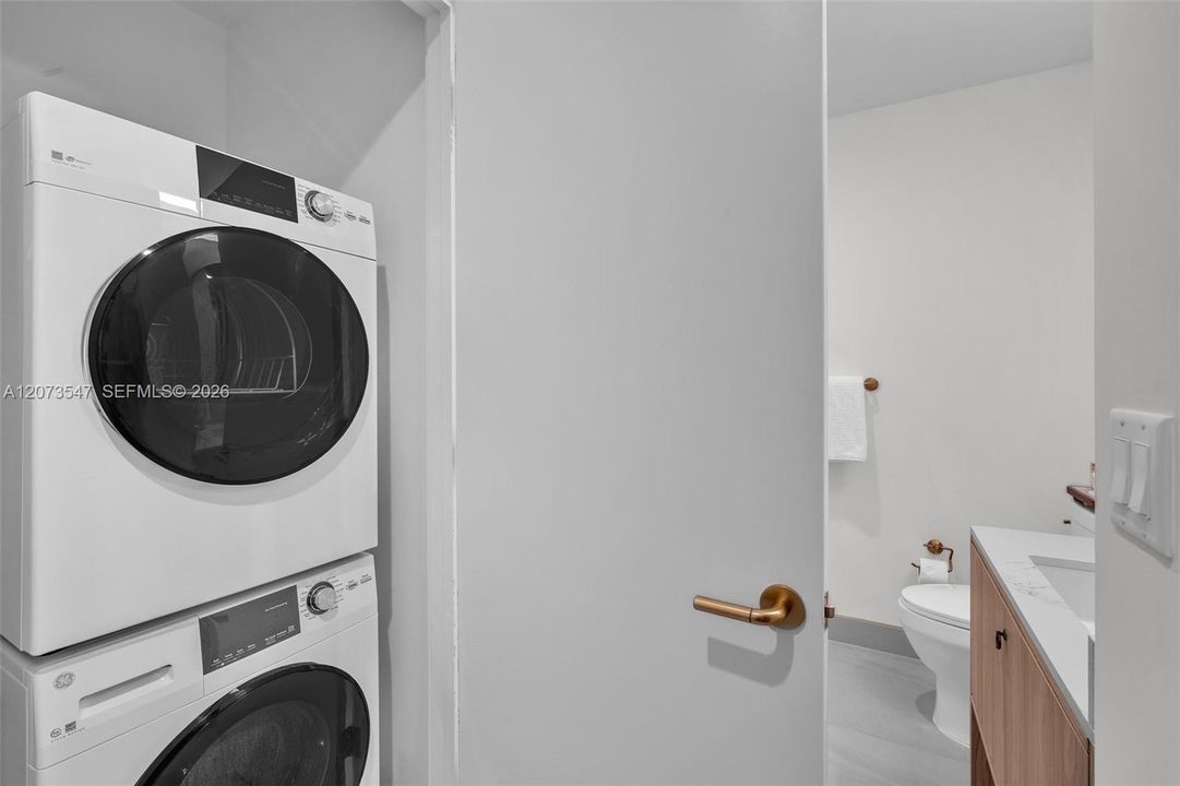 В аренду: $3,500 (0 спален, 1 ванн, 0 Квадратных фут)