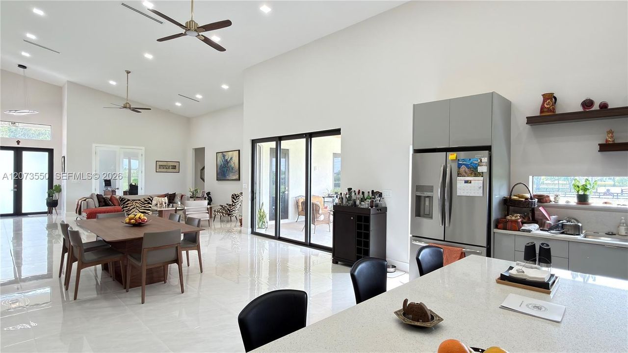 For Sale: $1,474,900 (3 beds, 2 baths, 2560 Square Feet)