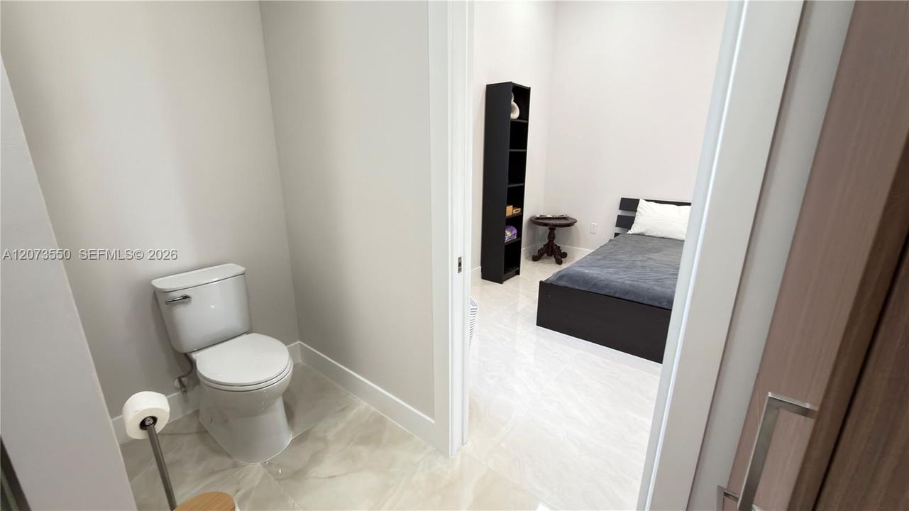 For Sale: $1,474,900 (3 beds, 2 baths, 2560 Square Feet)