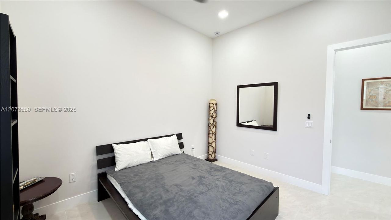 For Sale: $1,474,900 (3 beds, 2 baths, 2560 Square Feet)
