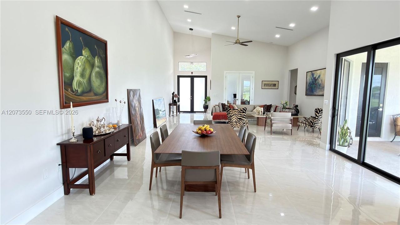 For Sale: $1,474,900 (3 beds, 2 baths, 2560 Square Feet)