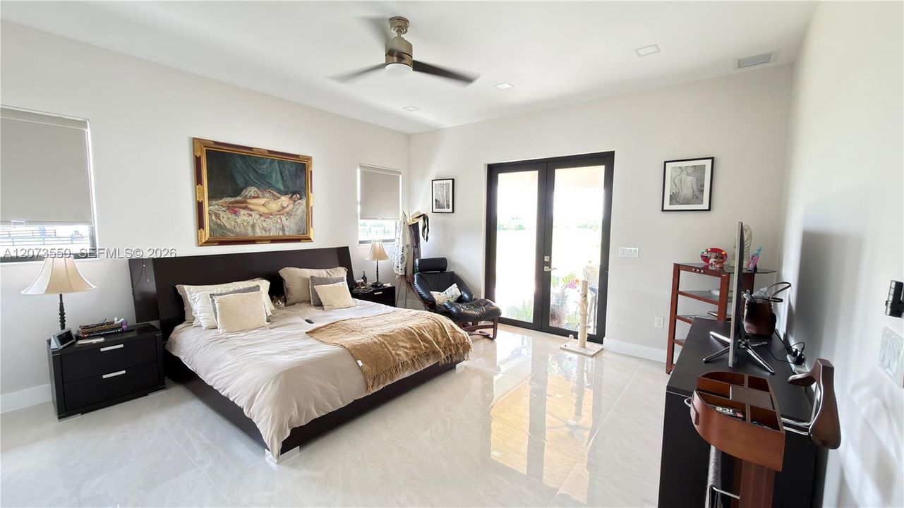 For Sale: $1,474,900 (3 beds, 2 baths, 2560 Square Feet)