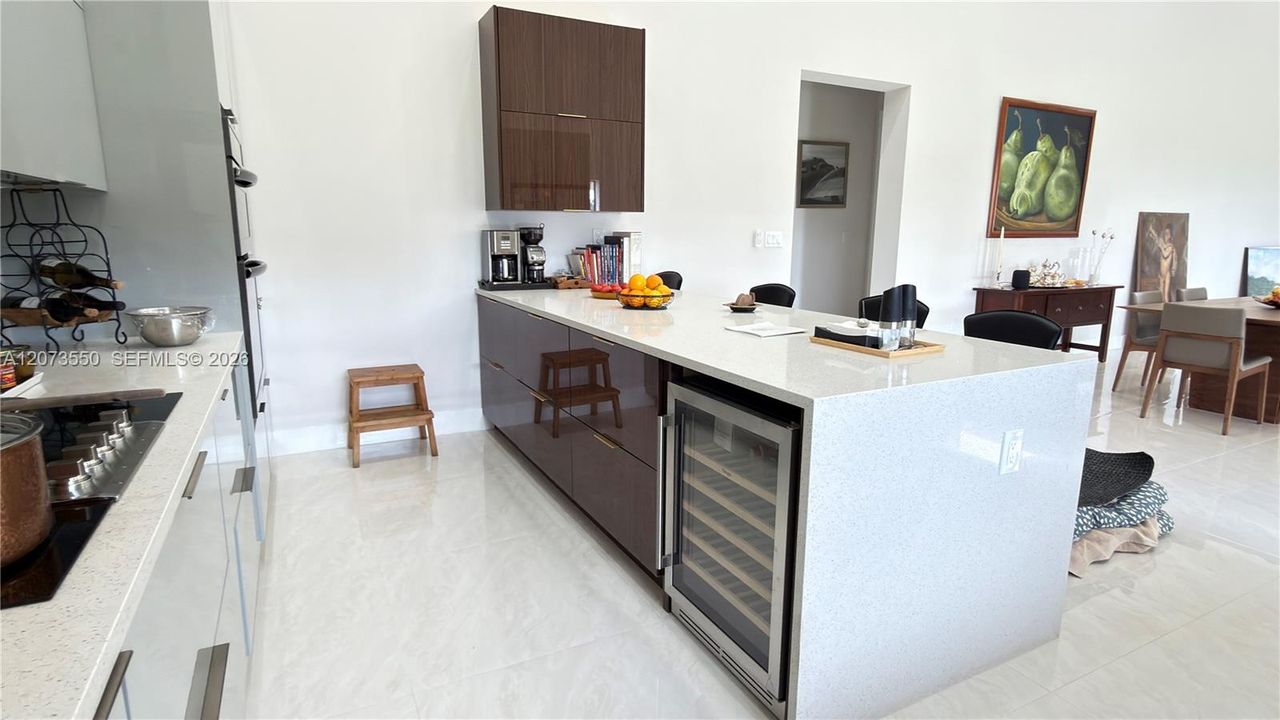 For Sale: $1,474,900 (3 beds, 2 baths, 2560 Square Feet)