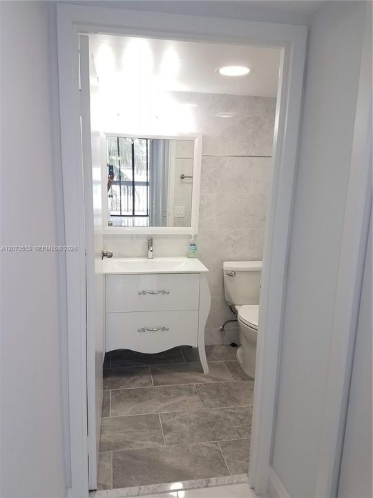 В аренду: $2,100 (1 спален, 1 ванн, 686 Квадратных фут)
