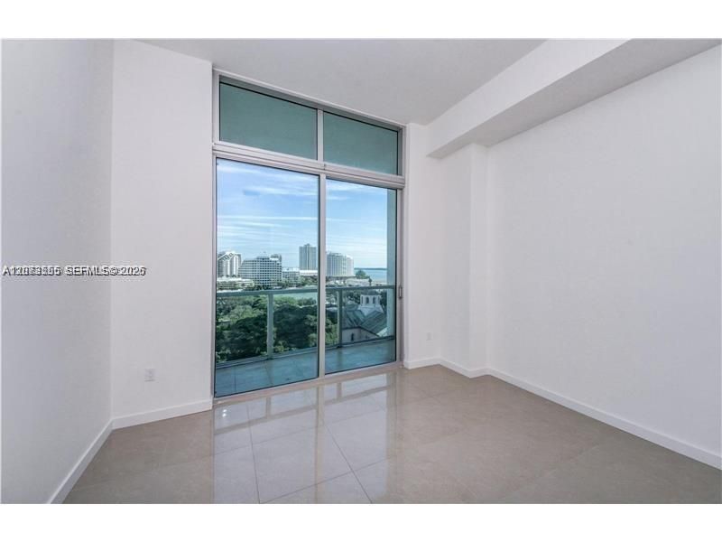 For Rent: $4,650 (2 beds, 2 baths, 1100 Square Feet)