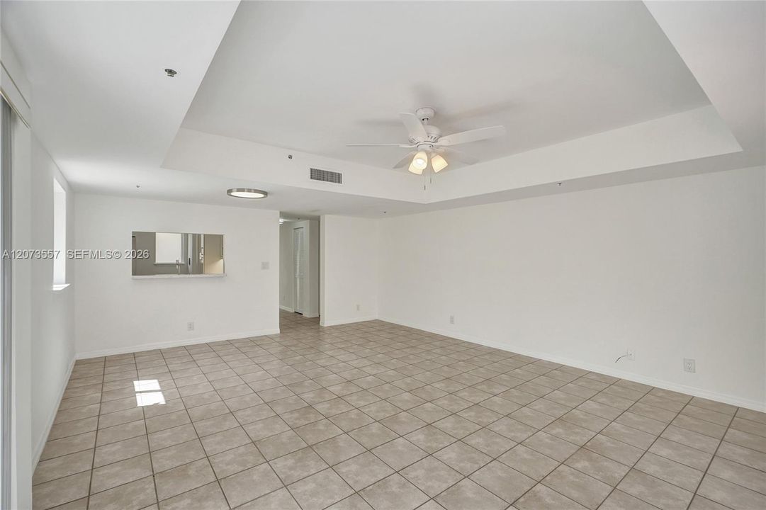 For Sale: $899,000 (2 beds, 2 baths, 1100 Square Feet)