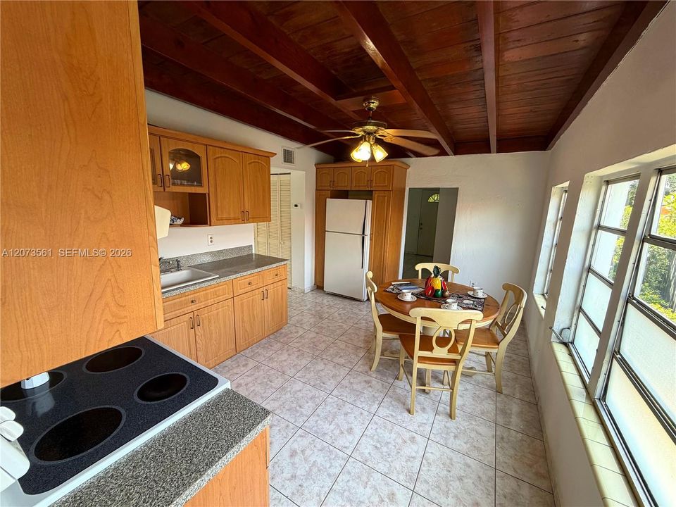 For Sale: $625,000 (3 beds, 2 baths, 1230 Square Feet)