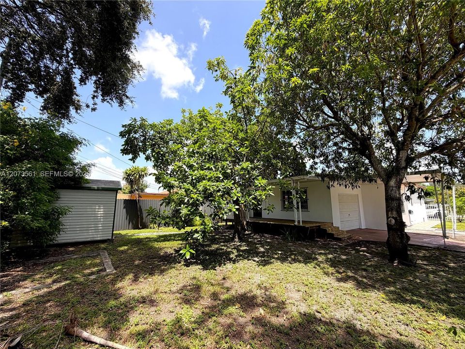 For Sale: $625,000 (3 beds, 2 baths, 1230 Square Feet)