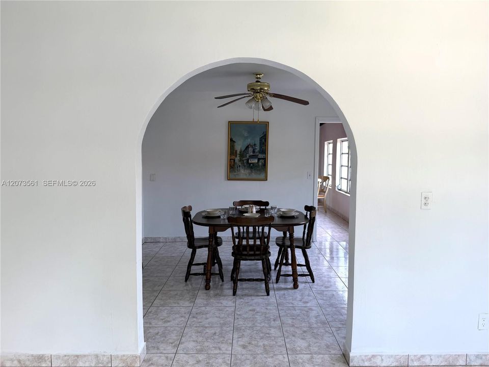 For Sale: $625,000 (3 beds, 2 baths, 1230 Square Feet)