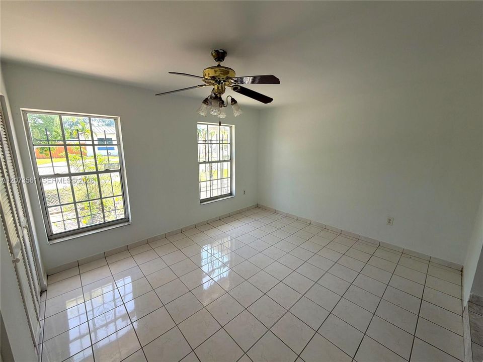 For Sale: $625,000 (3 beds, 2 baths, 1230 Square Feet)