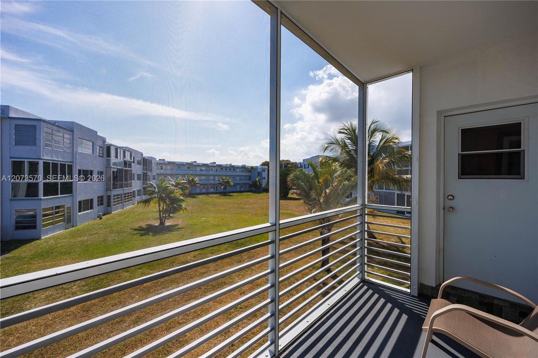 En Venta: $118,500 (1 camas, 1 baños, 727 Pies cuadrados)