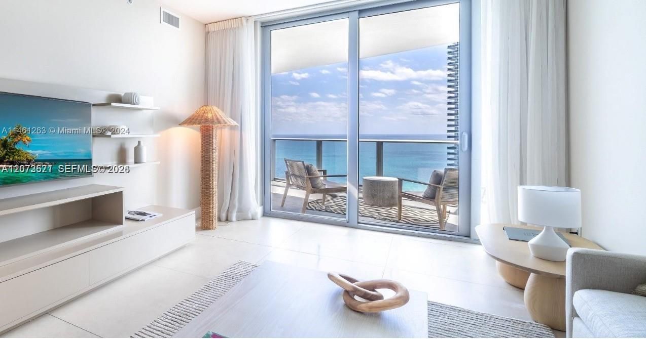 For Rent: $6,500 (1 beds, 1 baths, 852 Square Feet)