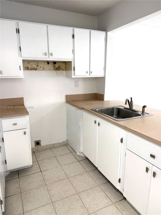 En Renta: $2,500 (3 camas, 2 baños, 1150 Pies cuadrados)