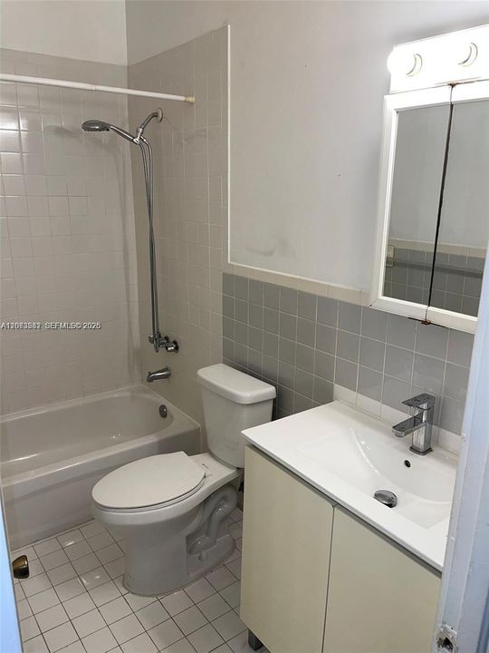 В аренду: $2,750 (2 спален, 2 ванн, 710 Квадратных фут)