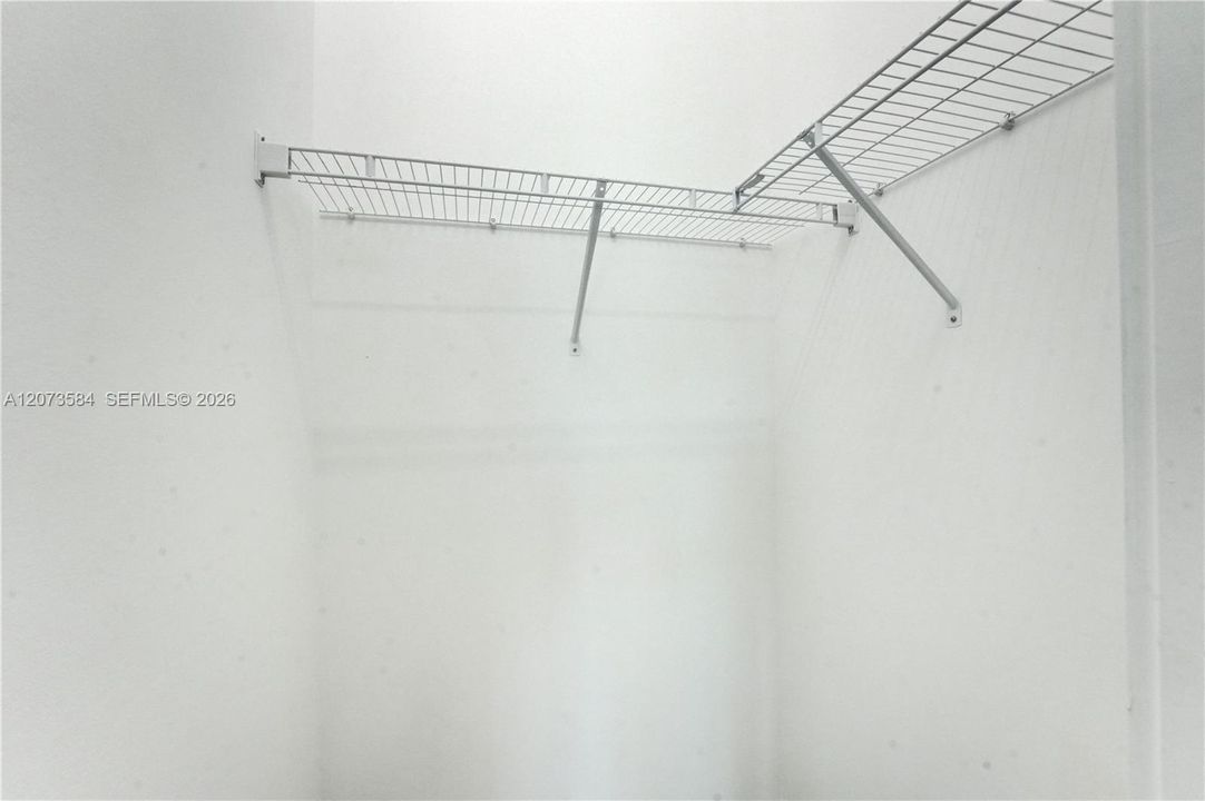 В аренду: $12,000 (5 спален, 5 ванн, 3344 Квадратных фут)
