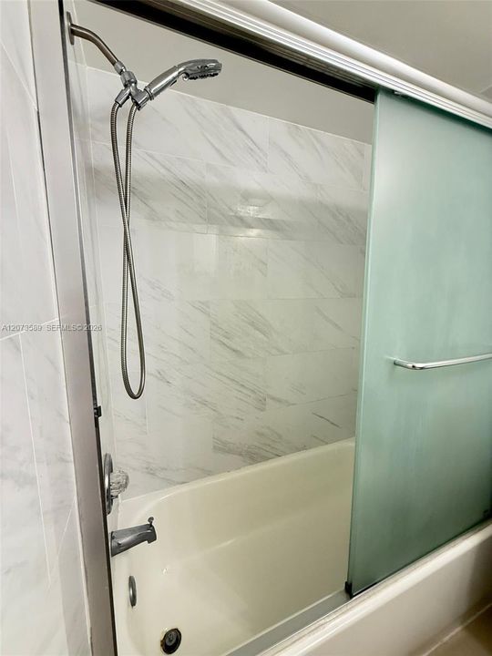 На продажу: $153,000 (2 спален, 2 ванн, 1000 Квадратных фут)