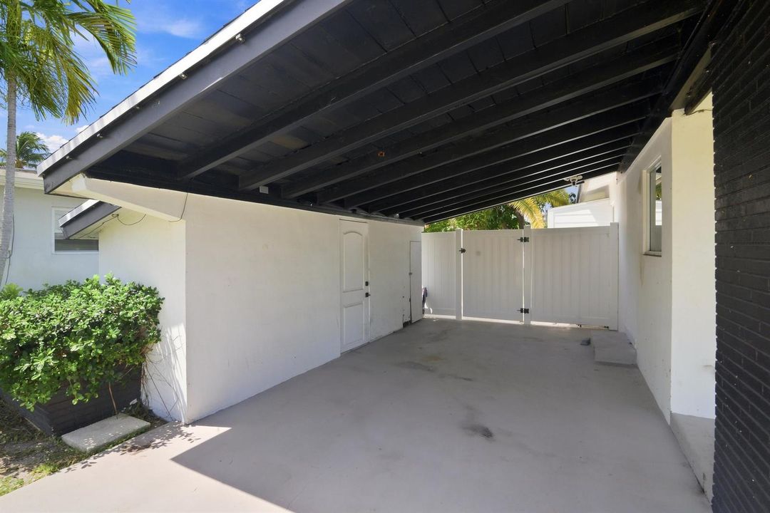Carport