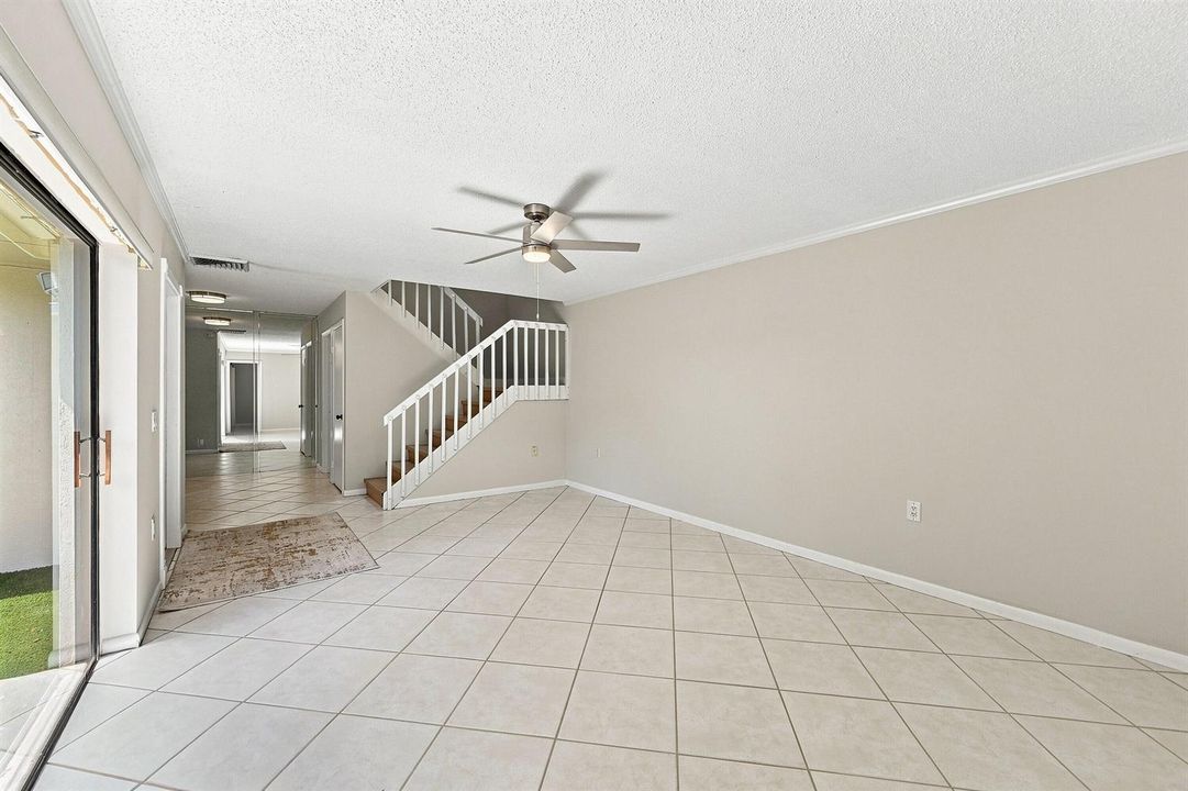06_living room