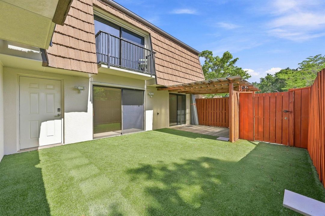 32_patio