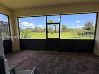 En Venta: $329,000 (2 camas, 2 baños, 1418 Pies cuadrados)