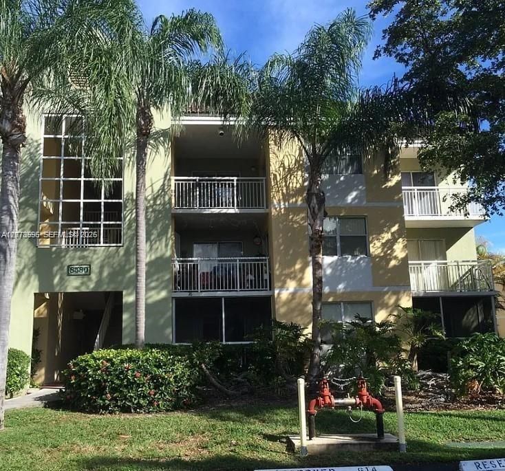For Sale: $265,000 (2 beds, 2 baths, 1113 Square Feet)