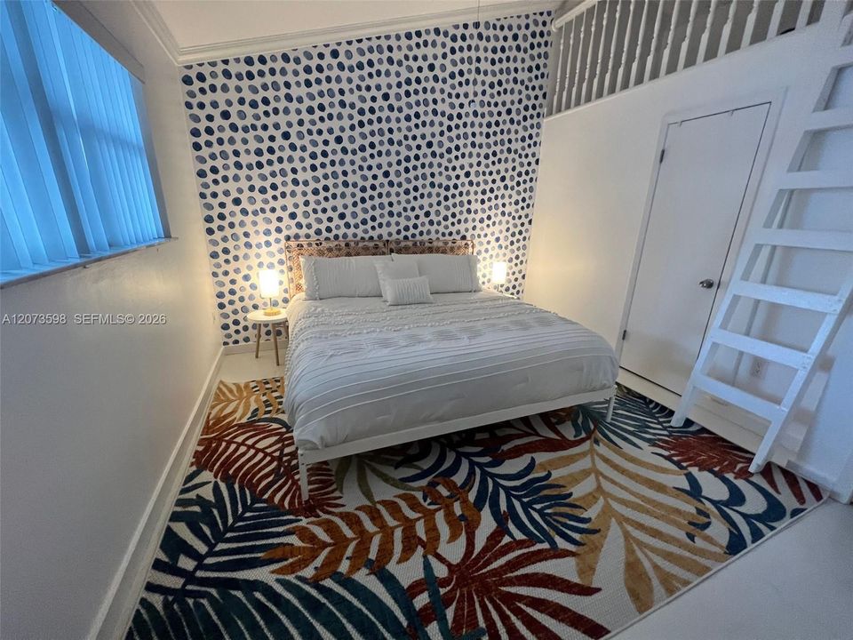 For Rent: $4,450 (2 beds, 1 baths, 875 Square Feet)