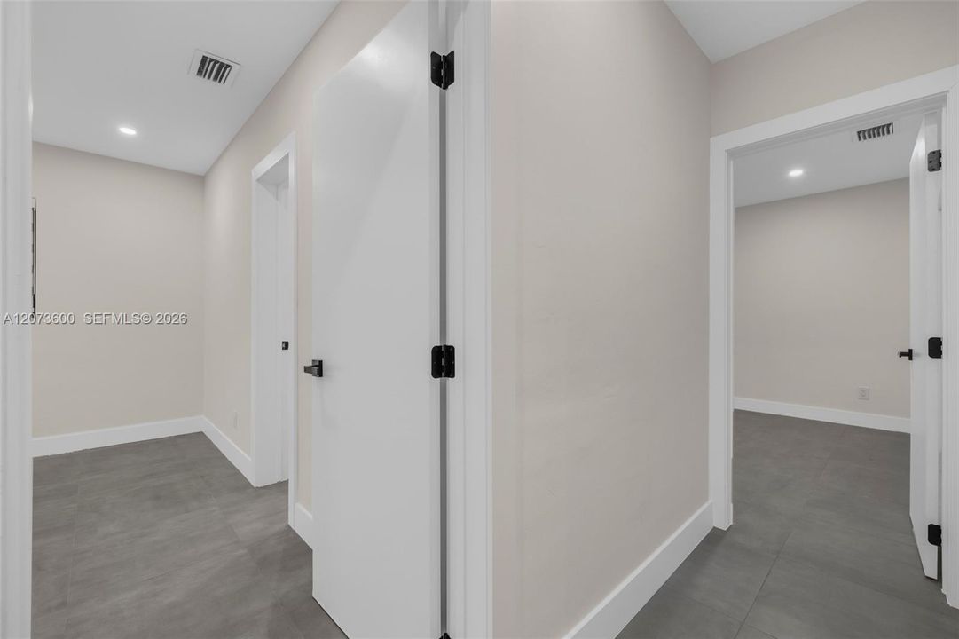 For Rent: $6,000 (3 beds, 2 baths, 3531 Square Feet)