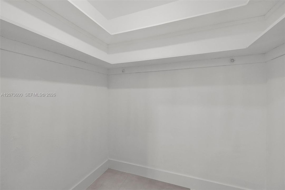 For Rent: $6,000 (3 beds, 2 baths, 3531 Square Feet)