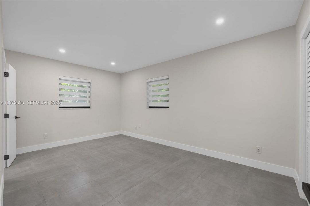 For Rent: $6,000 (3 beds, 2 baths, 3531 Square Feet)