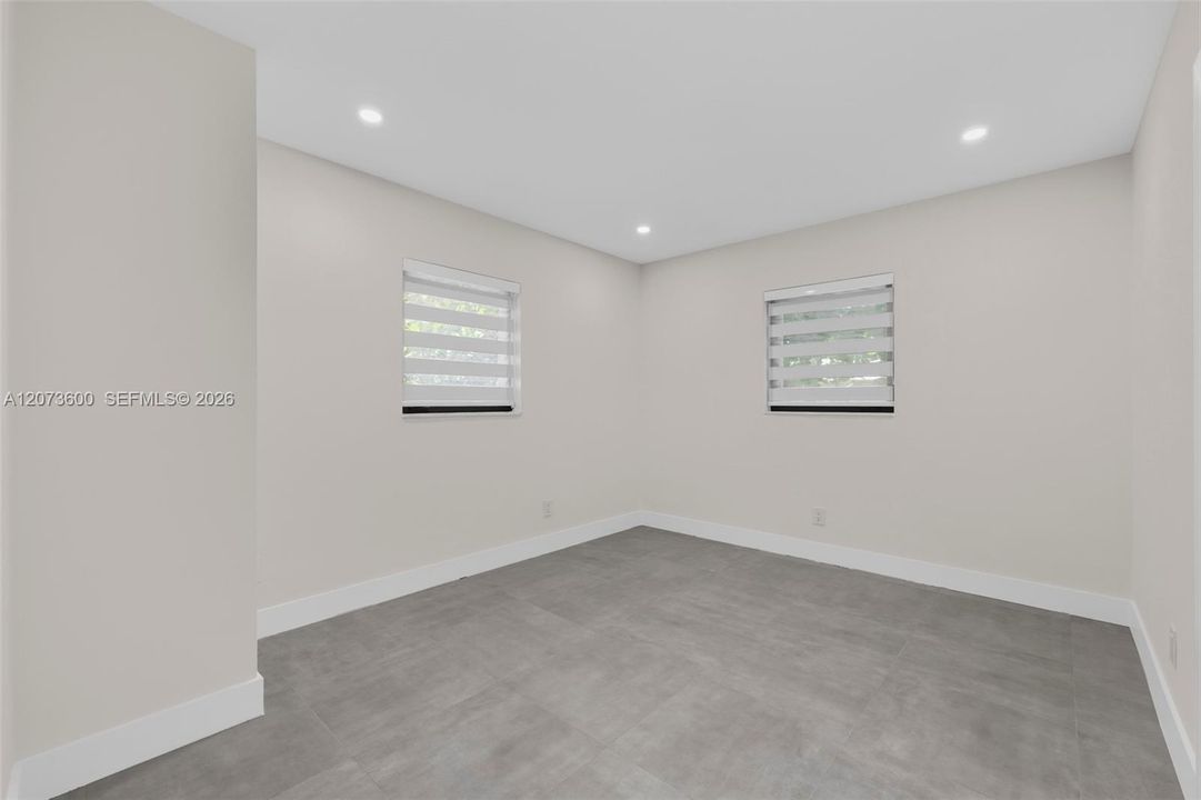 For Rent: $6,000 (3 beds, 2 baths, 3531 Square Feet)
