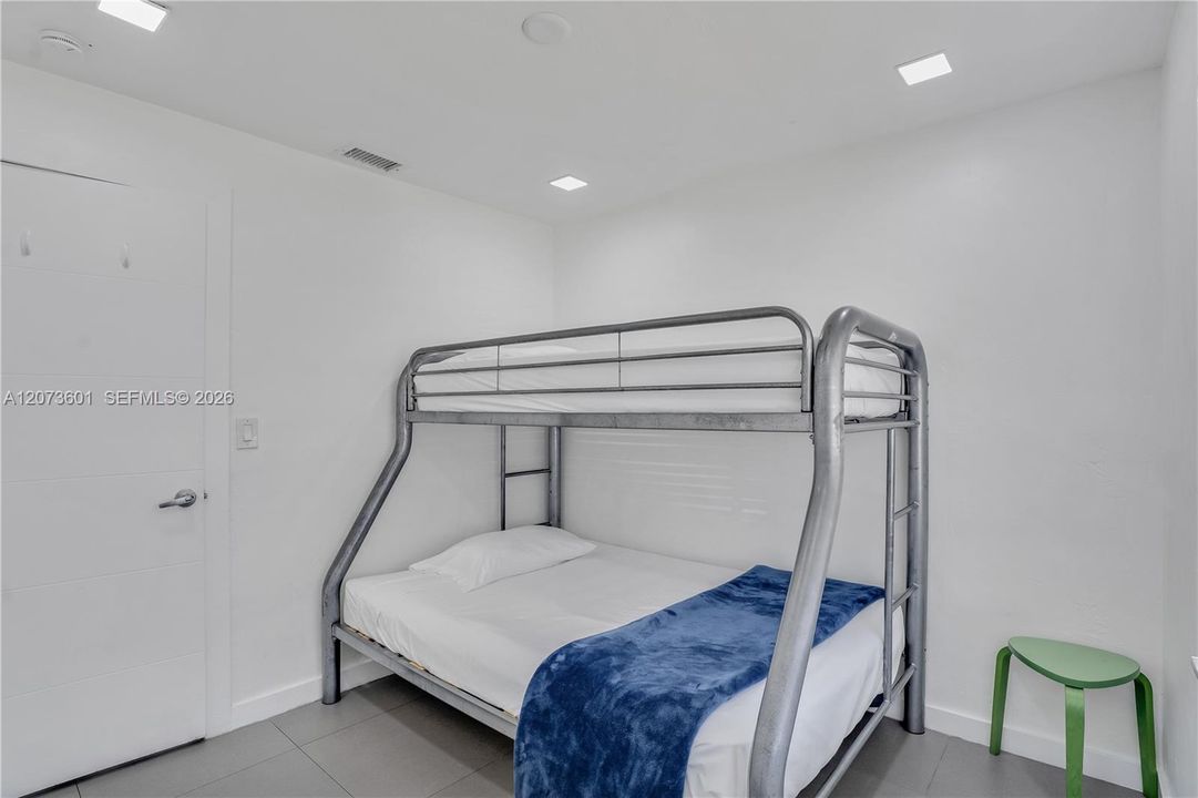En Venta: $534,900 (3 camas, 2 baños, 1092 Pies cuadrados)
