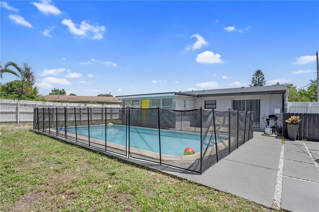 En Venta: $534,900 (3 camas, 2 baños, 1092 Pies cuadrados)