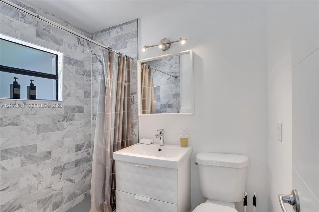 En Venta: $534,900 (3 camas, 2 baños, 1092 Pies cuadrados)
