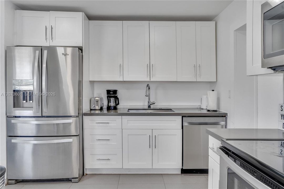 En Venta: $534,900 (3 camas, 2 baños, 1092 Pies cuadrados)