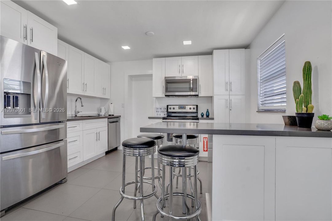 En Venta: $534,900 (3 camas, 2 baños, 1092 Pies cuadrados)