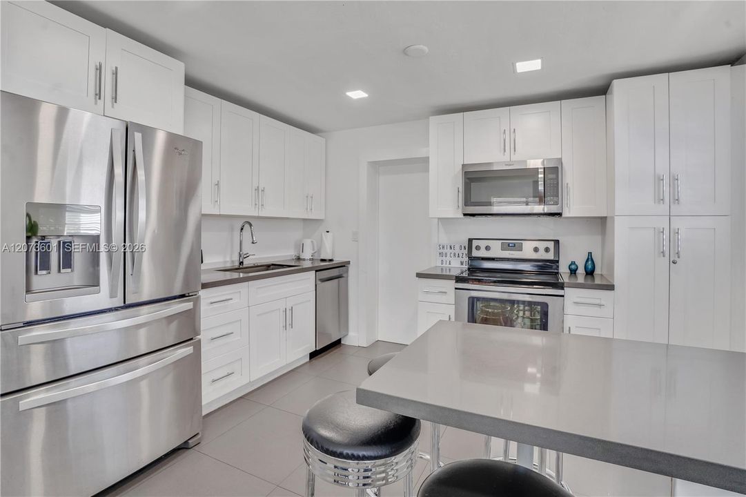 En Venta: $534,900 (3 camas, 2 baños, 1092 Pies cuadrados)