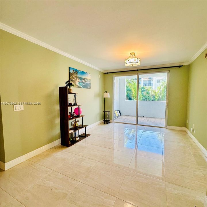 For Rent: $2,900 (2 beds, 2 baths, 1024 Square Feet)