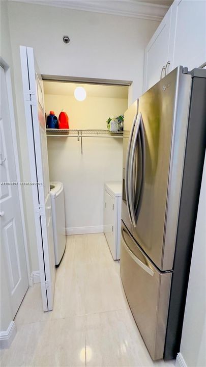 For Rent: $2,900 (2 beds, 2 baths, 1024 Square Feet)