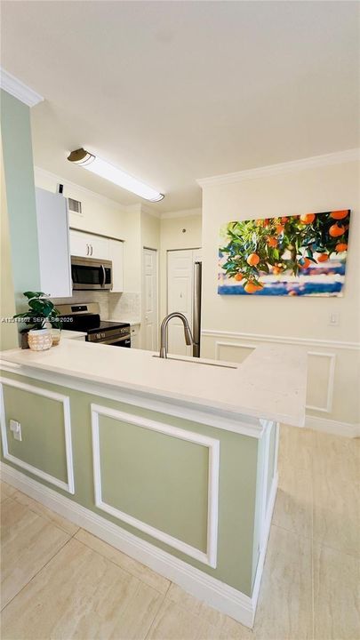 For Rent: $2,900 (2 beds, 2 baths, 1024 Square Feet)