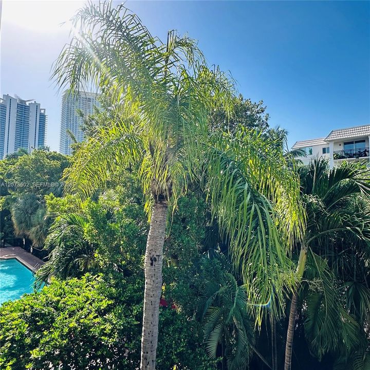 For Rent: $2,900 (2 beds, 2 baths, 1024 Square Feet)
